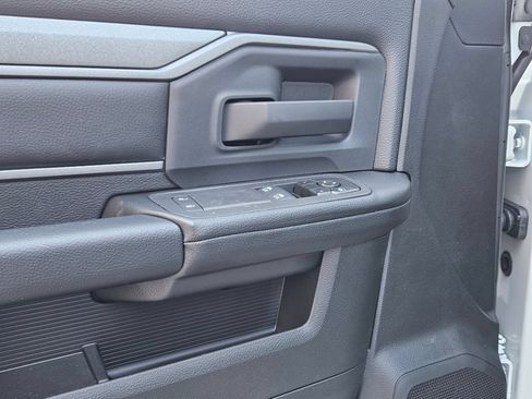 New 2026 RAM 3500 Tradesman AWD/4WD image 18