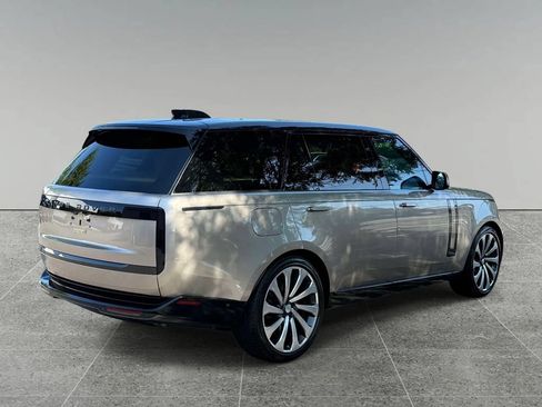 Used 2024 Land Rover Range Rover Long Wheelbase Autobiography AWD/4WD image 10