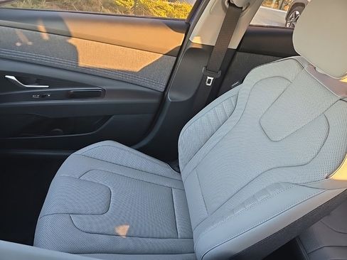 New 2026 Hyundai Elantra Limited image 20