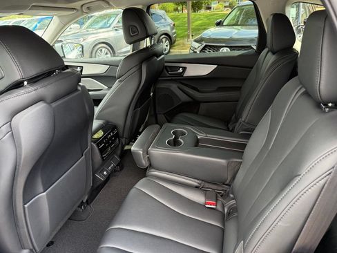 Used 2024 Acura MDX SH-AWD image 14