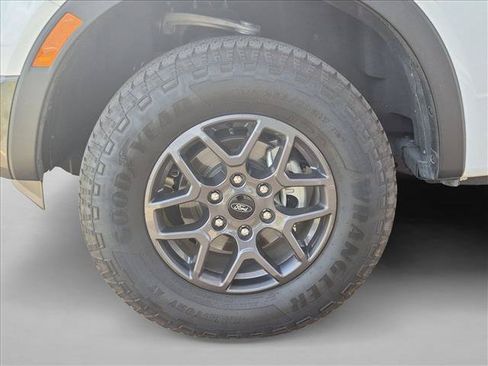 Certified 2025 Ford Ranger XLT w/ Trailer Tow Package RWD image 24