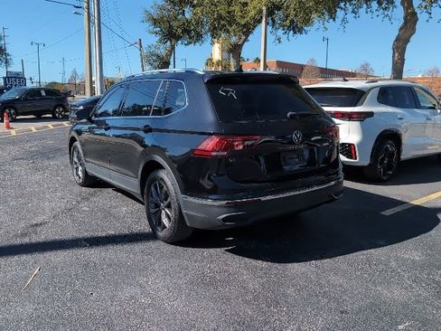 Used 2022 Volkswagen Tiguan SE image 4