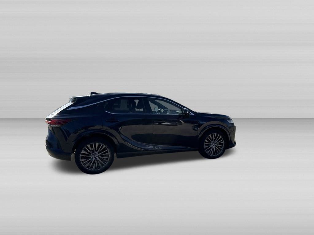 Used 2023 Lexus RX 350 w/ Cold Area Package AWD/4WD image 4