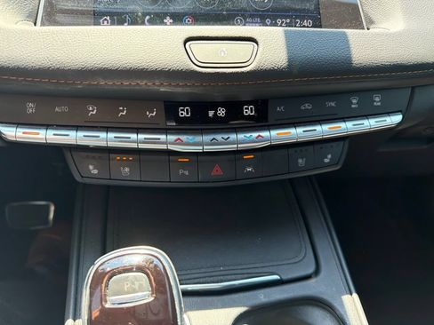 Certified 2023 Cadillac XT4 Sport AWD/4WD image 12