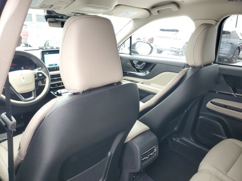 New 2026 Lincoln Corsair Premiere image 25