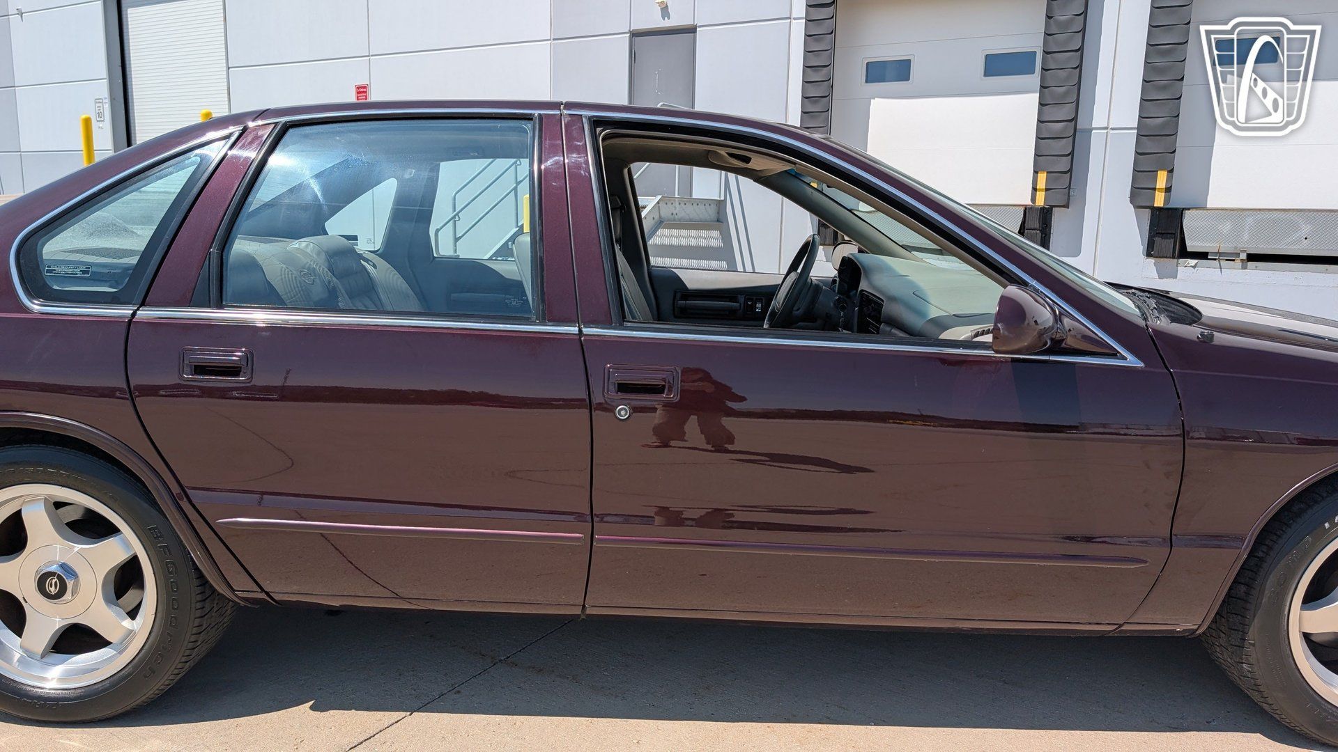 Used 1995 Chevrolet Impala SS RWD image 39