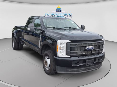 Used 2023 Ford F350 XL w/ XL Driver Assist Package AWD/4WD image 1