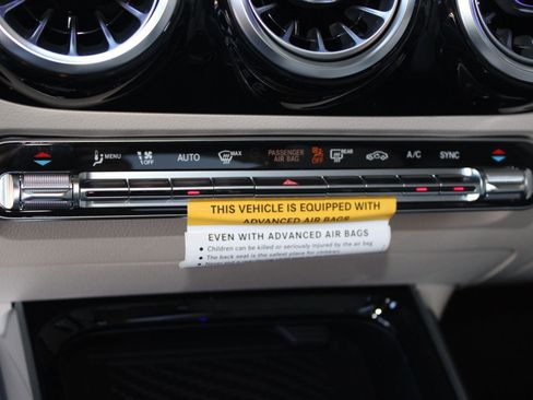 New 2026 Mercedes-Benz GLA 250 GLA 250 image 17