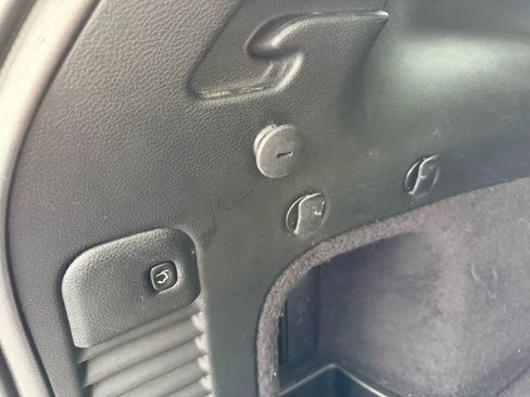 Used 2015 Jeep Grand Cherokee Limited image 39