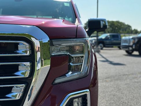 Used 2019 GMC Sierra 1500 SLT w/ SLT Premium Plus Package AWD/4WD image 42