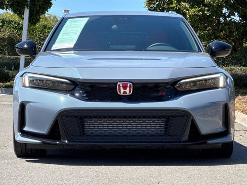 Used 2025 Honda Civic Type R image 5