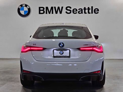 Used 2025 BMW i4 xDrive40i w/ Parking Assistance Package image 5