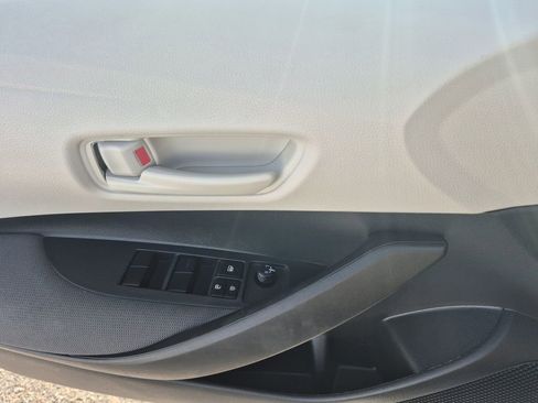 Used 2024 Toyota Corolla LE image 7