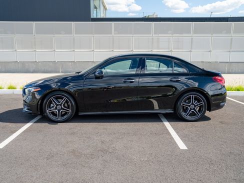 Used 2022 Mercedes-Benz A 220 4MATIC image 2
