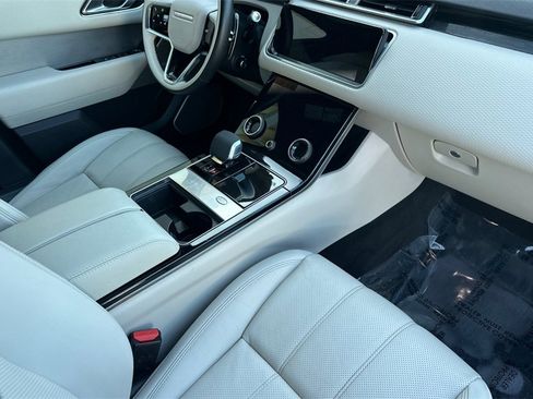 Used 2021 Land Rover Range Rover Velar R-Dynamic S image 19