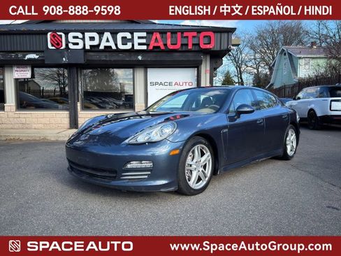 Used 2011 Porsche Panamera 4 image 1