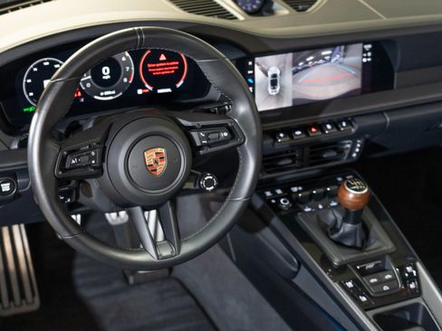 Used 2025 Porsche 911 Carrera T RWD image 15