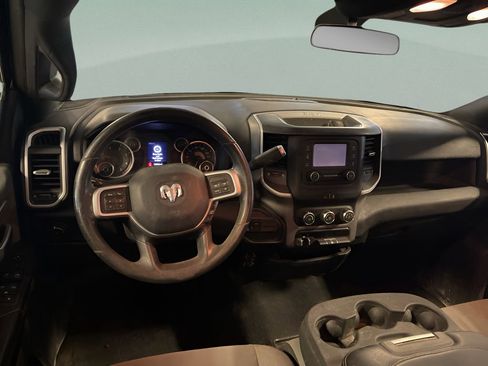 Used 2021 RAM 3500 Big Horn image 10