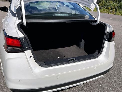 Used 2024 Nissan Versa SR w/ Trunk Package FWD image 33