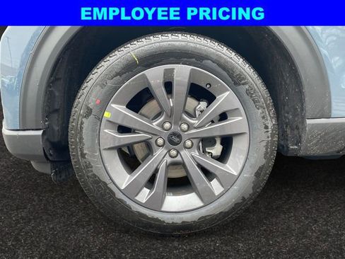 New 2026 Ford Explorer Active AWD/4WD image 14