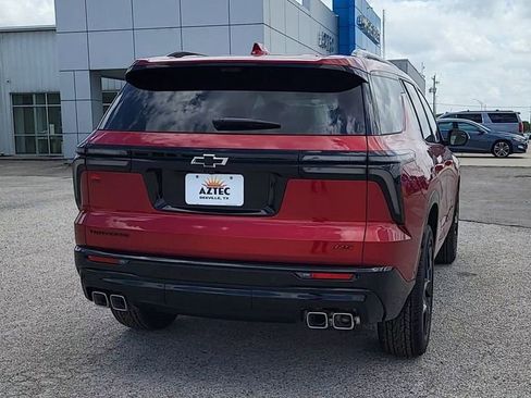 New 2026 Chevrolet Traverse RS w/ LPO, Floor Liner Package FWD image 7