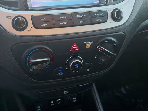 Used 2019 Hyundai Accent SEL image 12