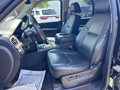 Used 2013 GMC Yukon Denali AWD/4WD image 10