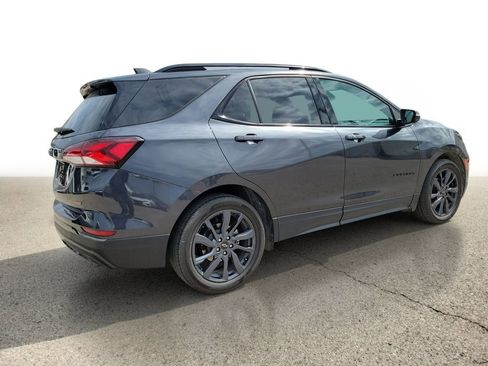 Used 2022 Chevrolet Equinox RS w/ RS Leather Package image 4