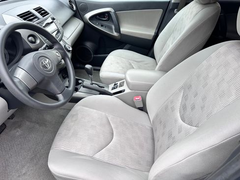Used 2011 Toyota RAV4 2WD w/ Base L4 Extra Value Pkg image 5