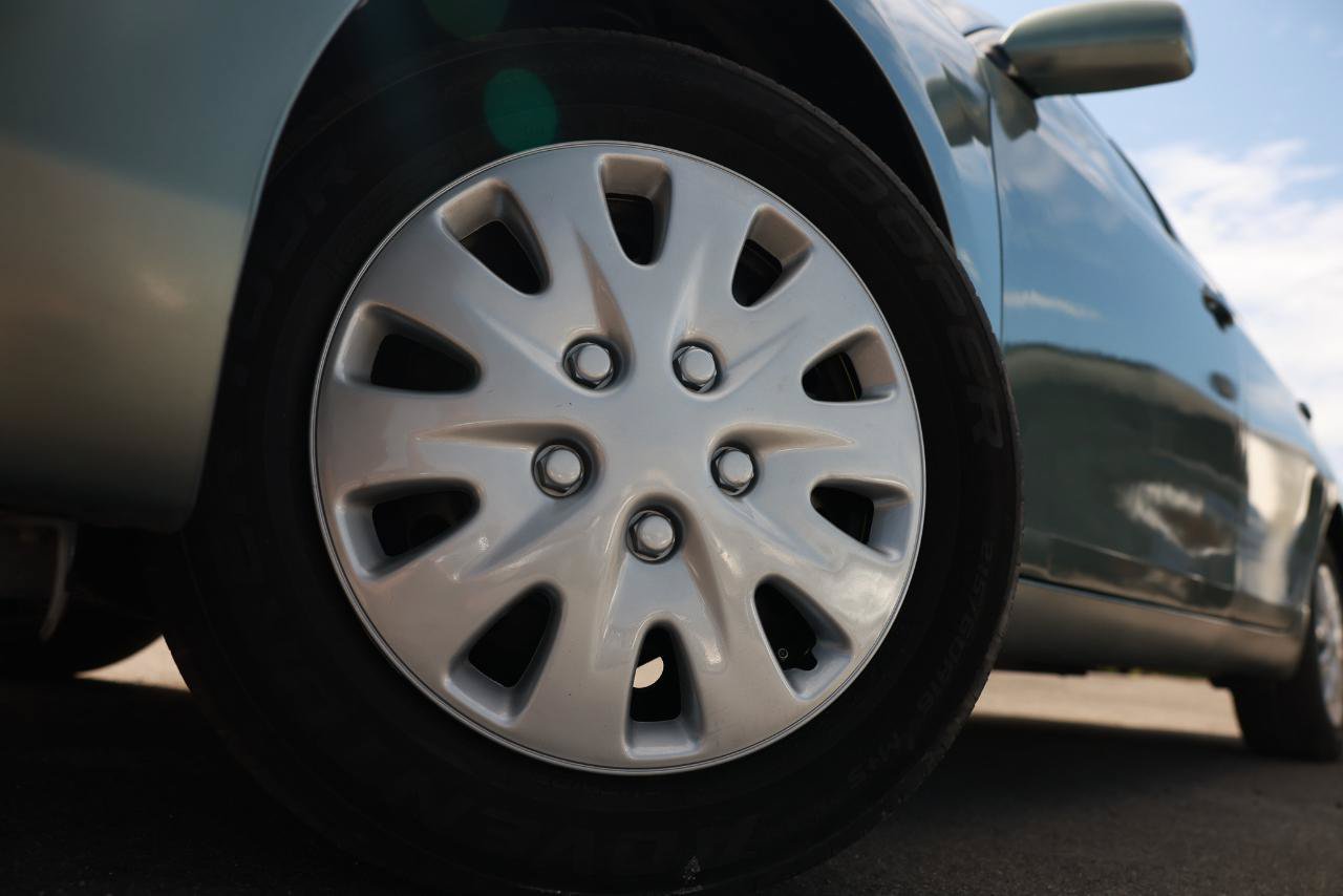 Used 2007 Toyota Camry LE FWD image 29