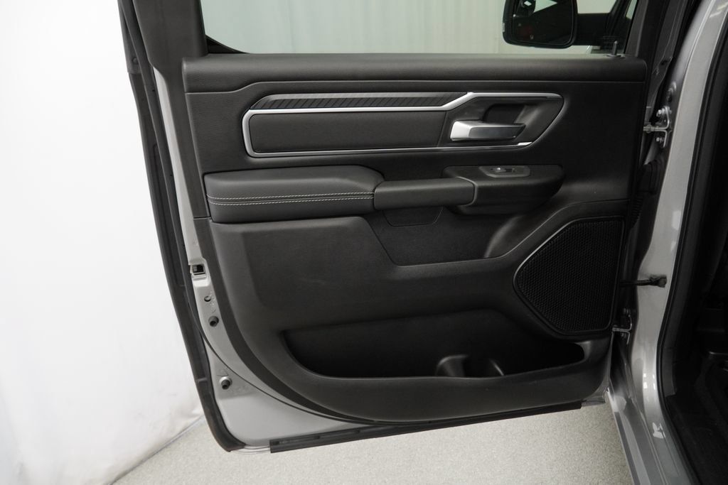 Used 2025 RAM 1500 Big Horn AWD/4WD image 35