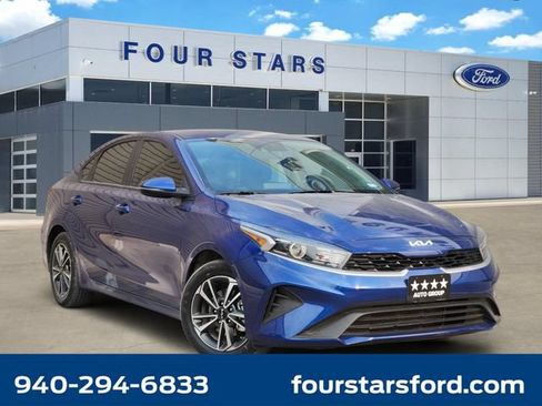 Used 2024 Kia Forte LXS w/ LXS Technology Package FWD image 1