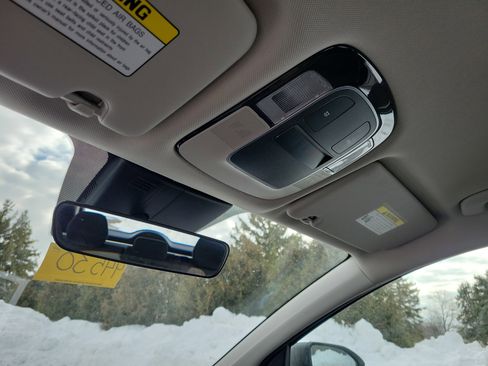 Used 2023 Hyundai Tucson SE image 30