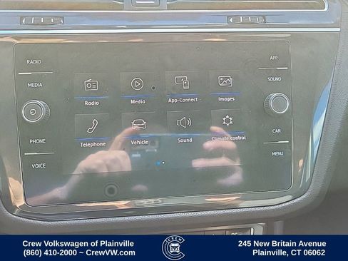 Used 2019 Volkswagen Tiguan SE AWD/4WD image 6