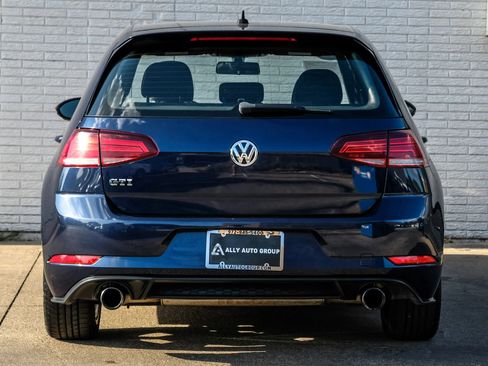 Used 2018 Volkswagen GTI SE FWD image 8