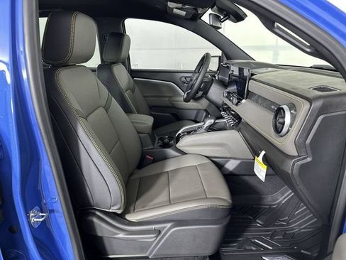 New 2026 Chevrolet Colorado ZR2 w/ Technology Package AWD/4WD image 28