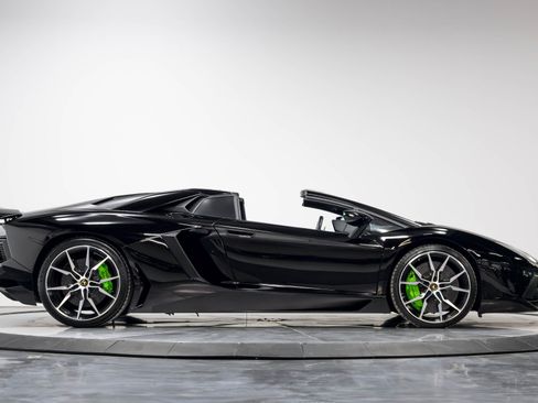 Used 2015 Lamborghini Aventador LP 700-4 AWD/4WD image 15