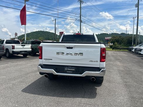 Used 2026 RAM 1500 Laramie AWD/4WD image 4