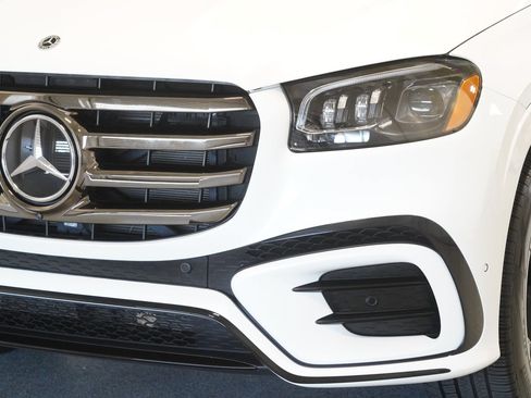 Certified 2024 Mercedes-Benz GLS 450 4MATIC image 6