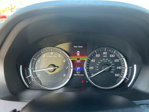 Used 2018 Acura MDX FWD w/ Advance Package image 3