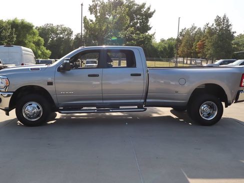 Used 2024 RAM 3500 Big Horn AWD/4WD image 6