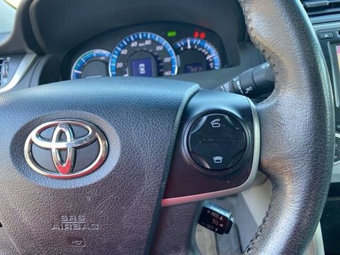 Used 2013 Toyota Camry XLE image 19