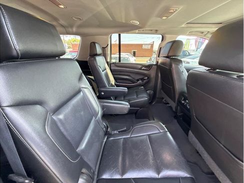 Used 2019 GMC Yukon XL SLT AWD/4WD image 9