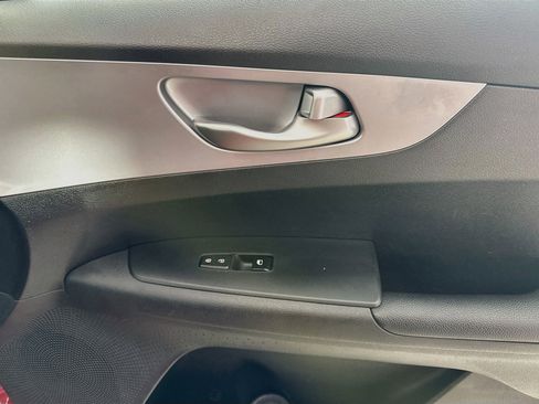 Used 2023 Kia Forte LXS FWD image 31