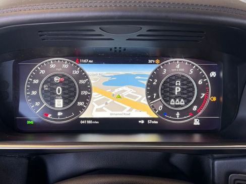 Used 2022 Land Rover Range Rover Sport SVR image 49