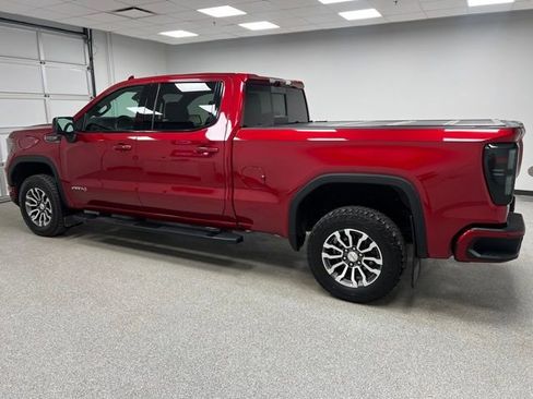 Used 2022 GMC Sierra 1500 AT4 w/ AT4 Premium Package image 7