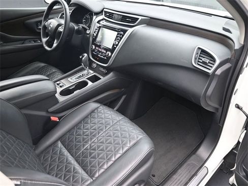 Used 2020 Nissan Murano Platinum image 40