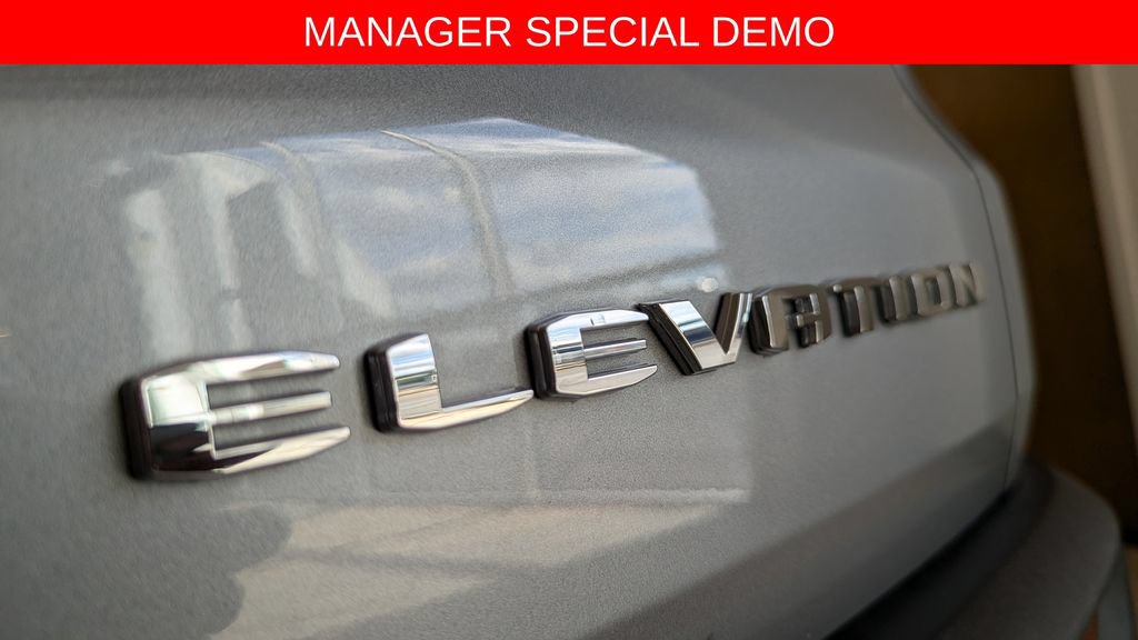 Used 2026 GMC Acadia Elevation w/ Elevation Premium Package AWD/4WD image 30
