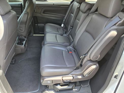 Used 2019 Honda Odyssey EX-L image 17