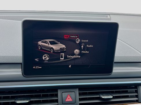 Used 2019 Audi A4 2.0T Premium w/ Convenience Package FWD image 9